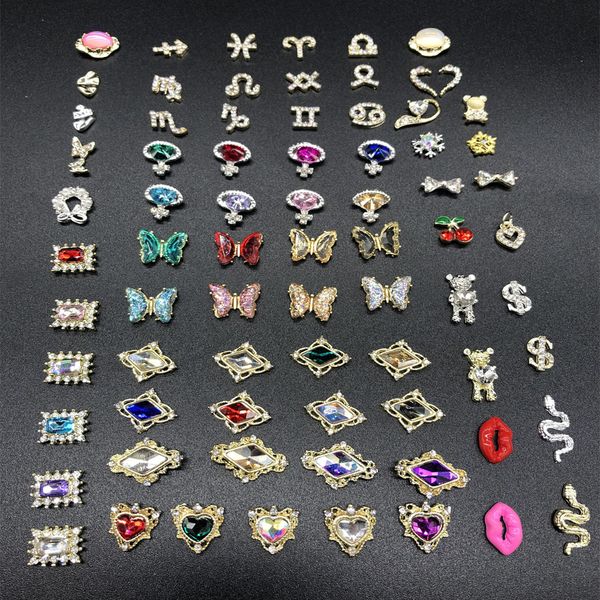 Tırnak Sanat Dekorasyonları 50100pcs Toplu Alaşım Rastgele Tasarımlar Tırnak Sanatı Lüks Rhinestones Mücevherleri tırnak sanat ipuçları Glitter Charms Accessories Dekorasyon 230808