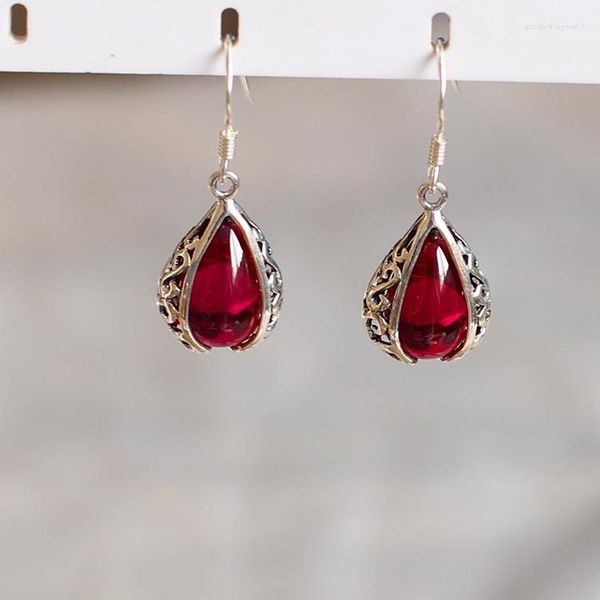 Серьги производители серьс, направленный S925 Silver Wholesale Fashion Lady Hollow Garnet