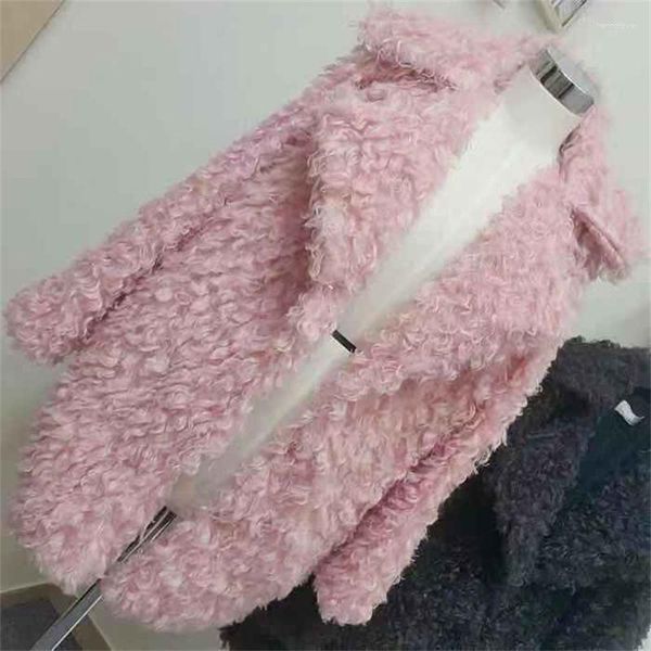 Pelliccia da donna 2023 Femminile Inverno Coreano di media lunghezza Loop Peluche Imbottito Imitazione Cappotto di lana di agnello Donna Sciolto di fascia alta Giacca cardigan caldo