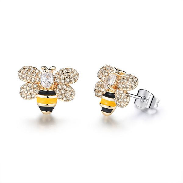 Giappone e Corea del Sud Cute Little Bee Orecchini e orecchini a bottone Donna 2023 Temperamento Versatile Gioielli per orecchie Semplice Piccolo animale Nuovi accessori moda 00001815