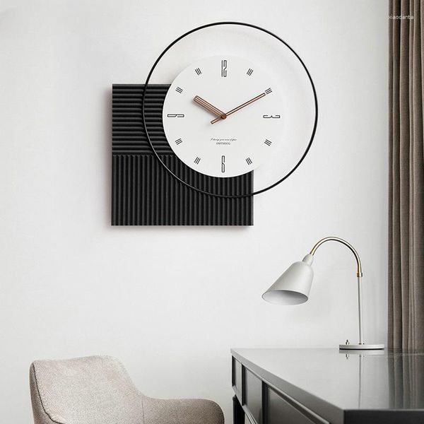 Wanduhren Nordisches Design Uhr Elektronischer einfacher digitaler Zeiger Großes Zuhause Wohnzimmer Restaurant Dekor Hängende Uhr