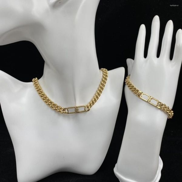 Halskette-Ohrringe-Set, modisch, klassisch, Designer-Schmuck, Damen-Vintage-Stil, massives Messing, hergestellt mit dem Buchstaben B