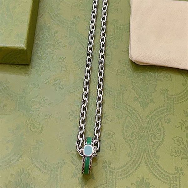 Зеленое стильное кольцевое ожерелья Женские Полые овальные орнамент подвесные ожерелья леди посвящают линии шейные украшения