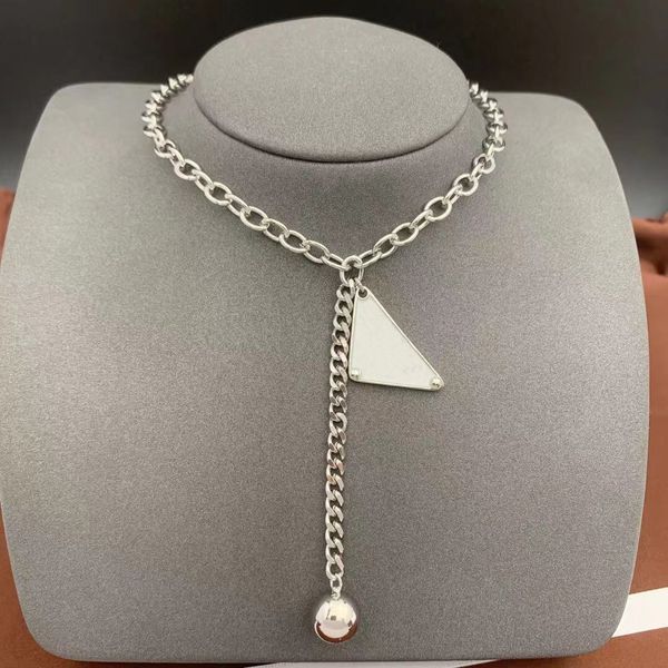 2023 Luxus Designer Schmuck Halskette Silber Mode Halsketten Für Frauen Ornamente Geschenk Hochzeit Party Schmuck Luxurys Halsketten
