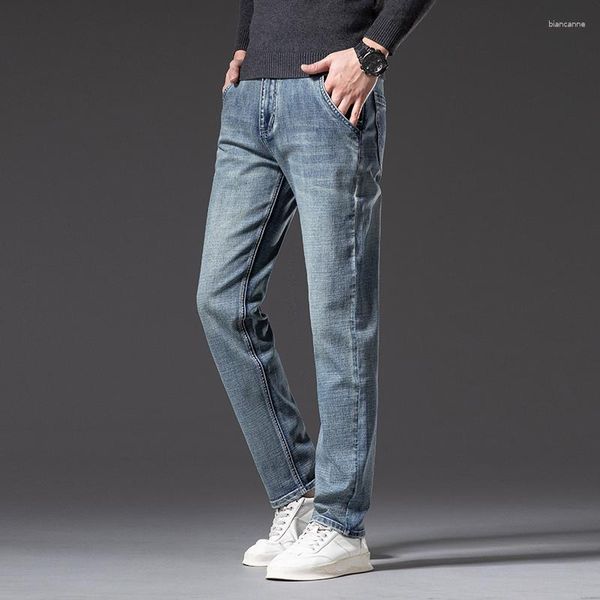 Мужские джинсы весна 2023 г. Ностальгическое синее ретро -растяжение регулярно подходит для мужчин на молнии карманы хлопковые джинсовые брюки мужские грузовые штаны