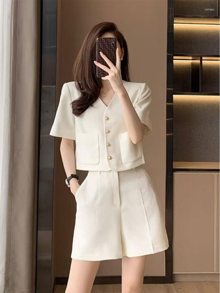 Tute da donna in moda coreana cappotto beige pantaloncini a gamba larga abito casual a due pezzi set da 2 pezzi abbigliamento donna 2023 abbigliamento estivo per