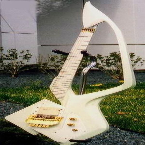 Classic Prince 1988 Modelo C Guitarra elétrica branca Tremolo Bridge Hardware de ouro feito sob encomenda Multi cor disponível de fábrica ou318i