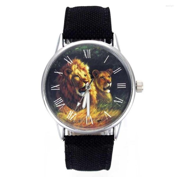 Нарученные часы лев король король Африка Животные Женщины Мужчины Модные ювелирные изделия Черно -белый холст