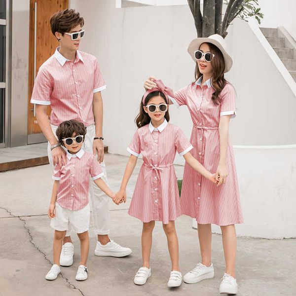 Aile Eşleşen Kıyafetler Anne Kızı Gömlek Elbiseler Çizgili Bluz Annesi ve Ben Giysileri Anne Son Giysiler Aile Eşleştirme Giysileri Giysileri Tişörtleri Baba için