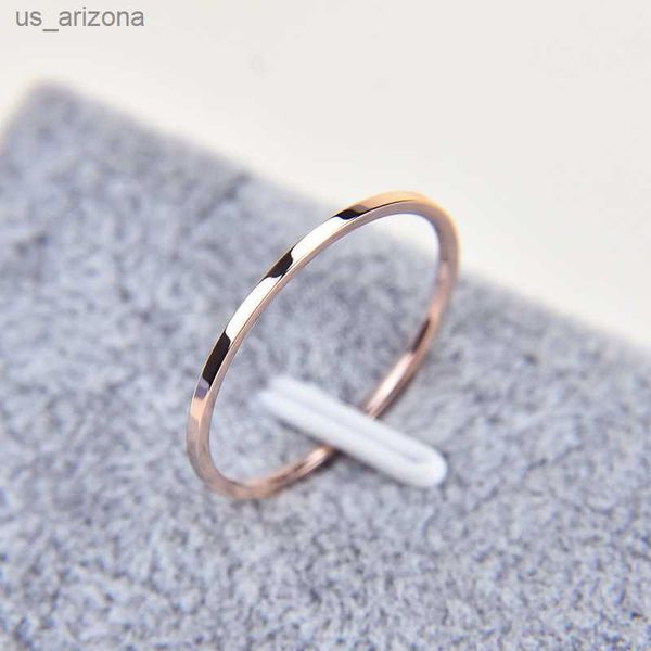2 -миллиметровая тонкая титановая стальная стальная серебряная пара кольцо плавное простые модные розовые цвета
