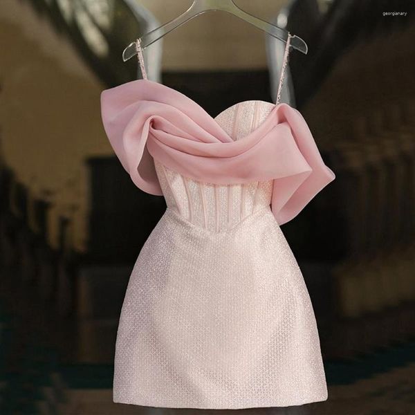 Vestidos de festa Sweety sem alças babados evasê curto plissado vestido de boas-vindas elegante pérola rosa brilhante vestido de cetim vestido