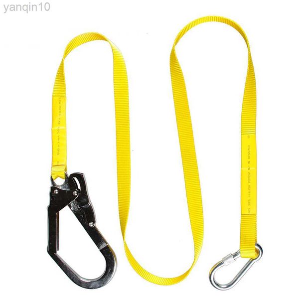 Cinte di sicurezza della protezione delle rocce imbracatura semplice cinghie sicure pratiche attrezzatura protettiva Accessori di corda sospesa Attrezzatura da arrampicata con gancio HKD230810