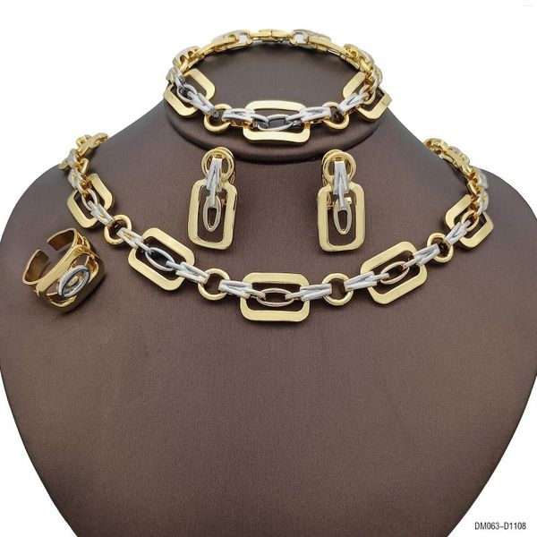 Серьги ожерелья установите Dubai Jewelry Fashion Woman Woman Золотая с золотой.