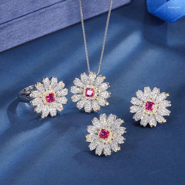 Collana Orecchini Set EYIKA Trendy Silver Color Zircon Lab Ruby Stone Daisy Flower Ladies Orecchino Anello per le donne Gioielli da sposa