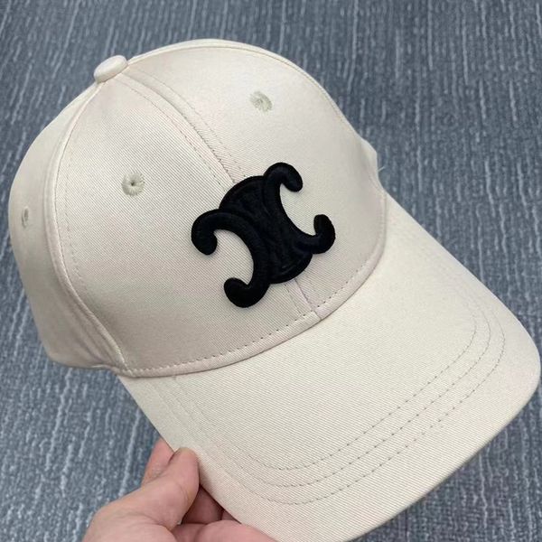 Luxury Cap Designer Hut gestickt montierte Hüte schwarz gelbblau Frühling Sommer Herren Kappe weißer Buchstaben Design Snapback Hut Dome Verstellbare Größe Baseballkappen und Hüte