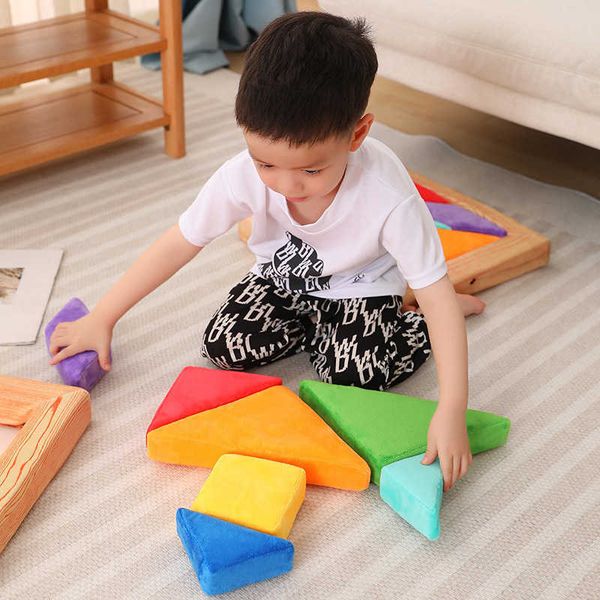 Animali di peluche ripieni Simpatico cuscino giocattolo Mattone Interessante rimovibile Diversi tipi di blocchi Puzzle Decorazioni per la casa Prodotto educativo farcito per bambini