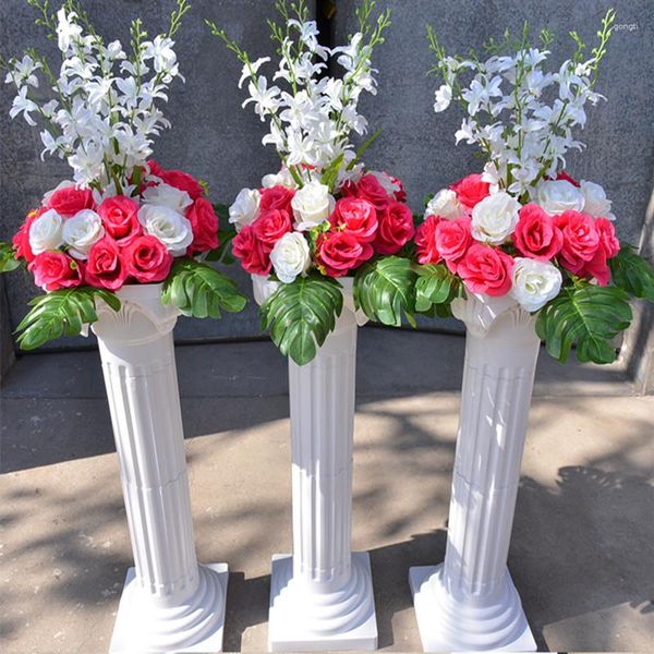 Decorazione per feste colonna romano bianco con set di fiori di rosa artificiale CAPERNO FAMERE PABLAS PABLAS PROPT.