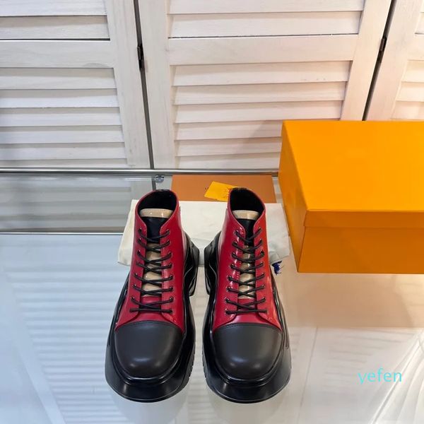 Повседневные мужские ботинки кроссовки тройной черный королевский красный дизайн платформы.