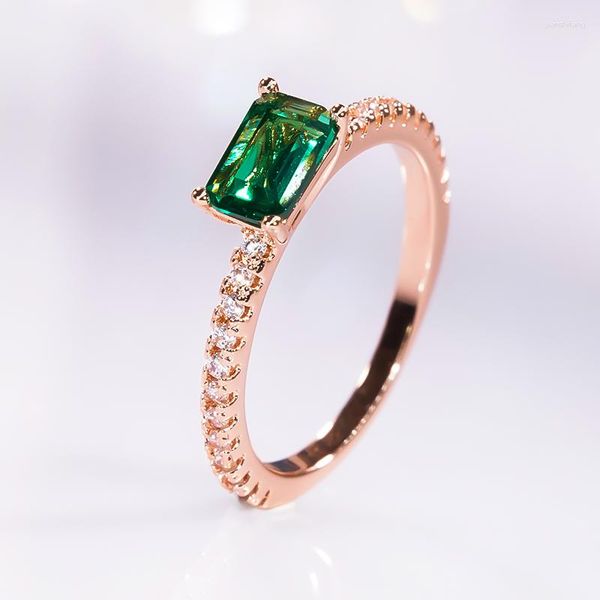 Кластерные кольца 1 Изумрудное кольцо с розовым золотом Moissanite с сертификатом 925 стерлингового серебряного серебра.