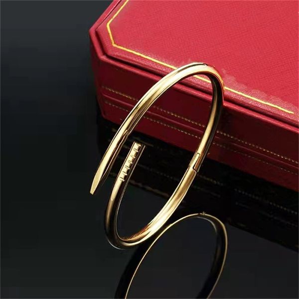 Klasik Bangles Tasarımcı Bilezikler Kadın Altın Gümüş Tırnak Bilezik Titanyum Çelik Manşet Moda Bileklik Elmas Erkek Kırmızı Kutu Kadife Çantası ile Takı Hediyesi L5