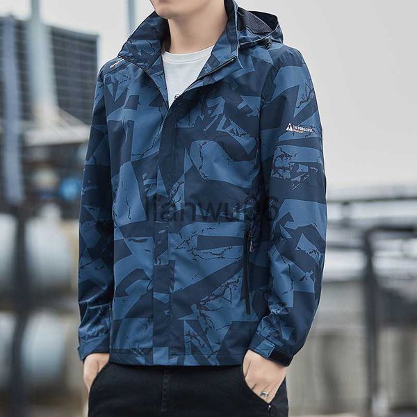 Jackets masculinos 2023 Novo Jaqueta à prova de vento de chegada Spring Moda fina de camuflagem masculina Os quebra -vento impermeáveis ​​com capuz casaco esportivo Jackets Militares J230811