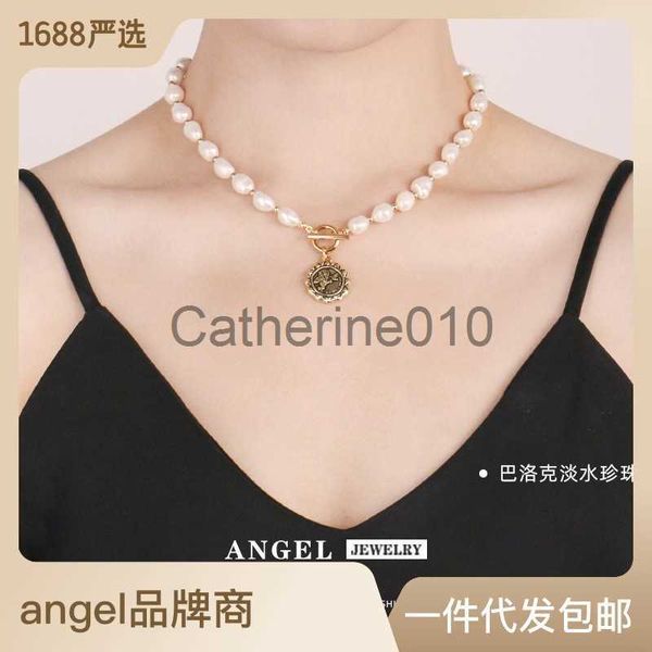 Collane a sospensione crovana barocca per perle ad acqua dolce aliena con collana popolare design popolare Temperamento alla moda Catena di perle J230811