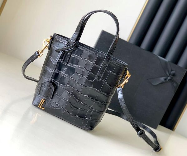 10A Ladies Fashion Casual Designe Luxury Mini Toy Toy Shopping Buckte Bucker Bag Сумки для сумочки качество сумки для поперечного тела все стальное оборудование и импортный материал для кожи