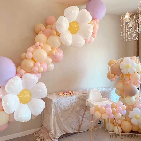 Dekoration weiße Gänseblümchen Blumenfolie Ballon Plumeria Ball Wedding Kids Babyparty Geburtstag Dekoration Foto Requisiten R230811