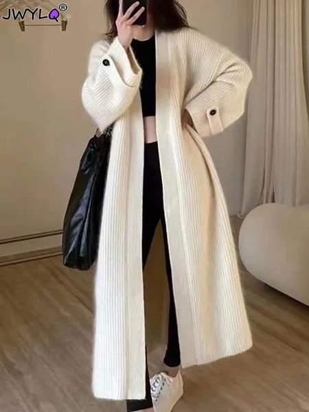 Malhas femininas tees chiques chiques de malha longa Cardigan Mulheres 2023 Autumn Winter White Knitwear Ladies Aberto do ponto de manga cheia elegante 230810