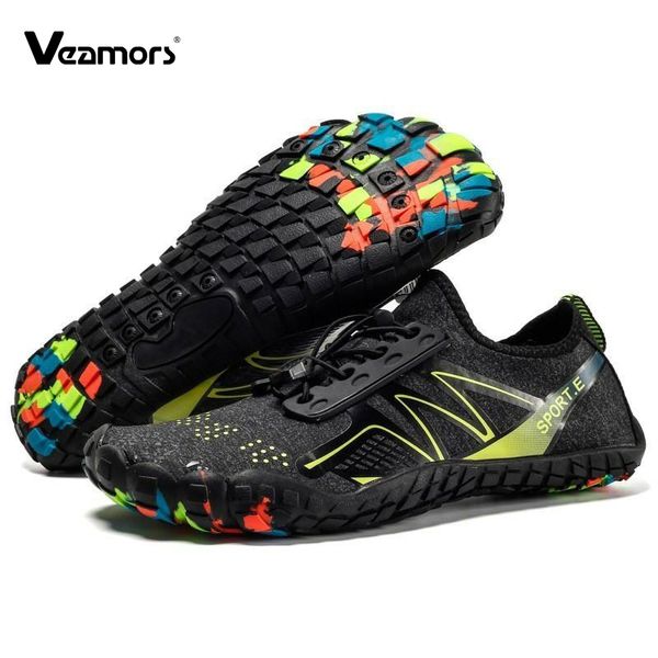 Scarpe d'acqua uomini scarpe acqua acqua da donna a cinque dita sneaker sandali a piedi nudi per bambini scarpe da trekking da trekking a secco veloce traspirato 230811 230811