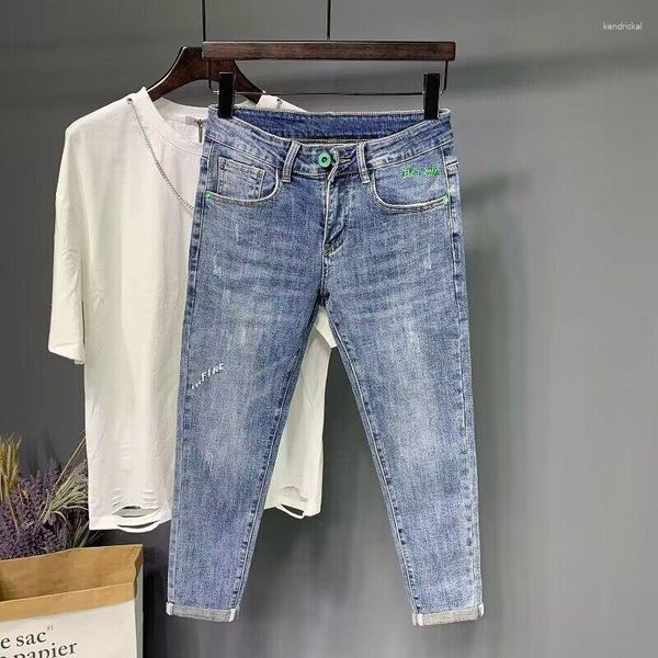 Herren Jeans Sommer Fashion Stilvoller Luxus Denim gestickt dünn verzweifelt Streetwear Casual Designer Cowboy Blau für Männer