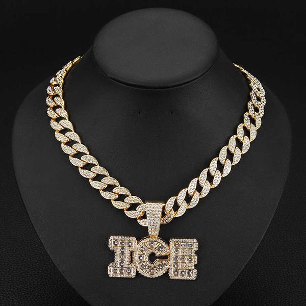 Hip Hop Ice Glass Diamond Chain Packlace English Letter Accessori per la collana personalizzati con diamante