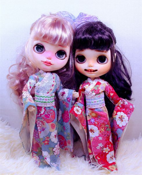 Puppenzubehör niedlich Blyth Doll Flower Muster Kimono Kleidung OB22 Doll Kleidung für Licca Azones OB24 OB27 DULL BODE 230812