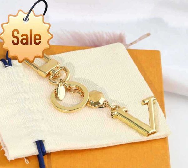 Keychains Lanyards New High Qualtiy Brand Designer Keychain Fashion Geldbeutel Anhänger Autokette Charm Bag Schlüsselrumpf Schmuck Geschenke Zubehör mit Box 225ES