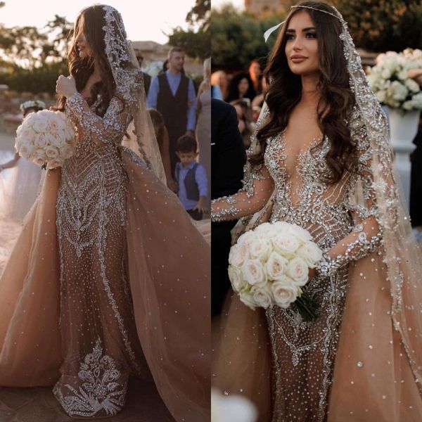 Abiti da sposa sirena champagne overkirt illusion v collo maniche lunghe abiti da sposa cristallo sweep robe de mariee abiti da sposa con velo