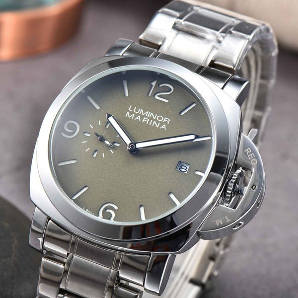 Hot Super Panerel New Watch Classic Economical Designer Luxury Steel Belt Version Männer Watch Classic Vintage Quartz Movement Man Watch No Box