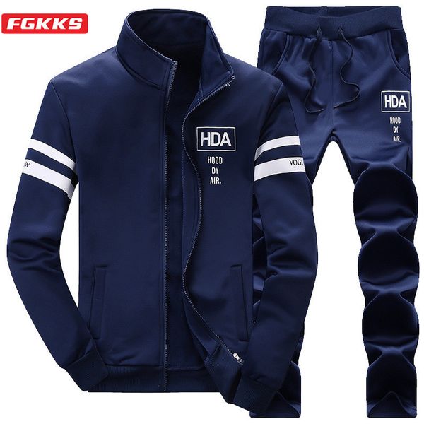 Herren Tracksuits FGKKS Brand Männer Freizeit -Set Spring Herbst Jackets Hosen Tracksuit Mode Sports Sweatshirts Anzugsets männlich 230811