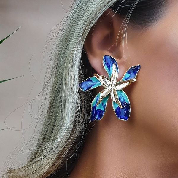 Stud tocona Flores muito grandes Brincos de garanhão para mulheres Trendy Colorful Ligy Metal Declaração de Metal Jóias Pendientes 17954 230811