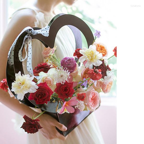 Hediye sargısı Taşınabilir çiçek kutuları kalp şekli tutamağı renkli kullanışlı hediyeler çanta Çiçekler Çiçekler için Çanta Düğün Dekorat