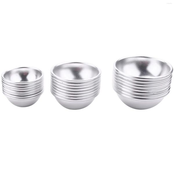 Bakeware Araçları 24 Parça 3 Boyutlar Diy metal banyo bombalı kalıp 12 Kendi Fizzles hazırlamak için set