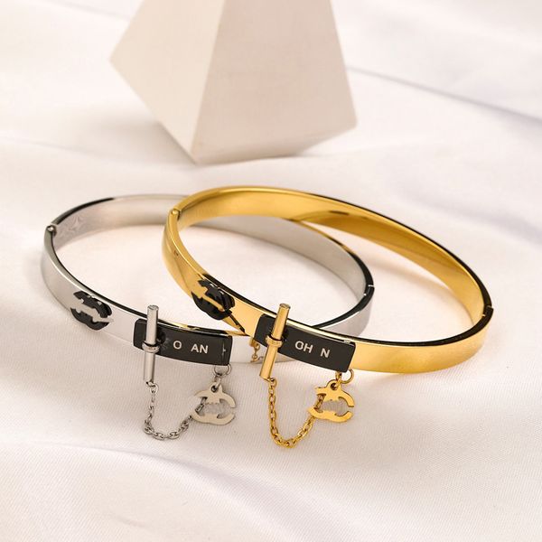 20Style Luxusbrief Designer Herren Bangel Frauen Armband Brand Brief Schmuck Elegante Armbänder Accessoire Weihnachtsgeschenk Gold Plated