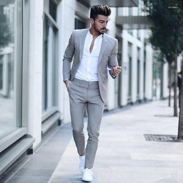 Abiti maschili uomini grigi di alto livello per pantaloni per abiti da sposa 2 pezzi Slimt man blazer giacca costume su misura mariage homme