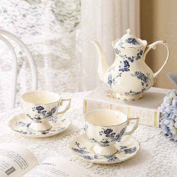 Kupalar İngilizce klasik kahve fincanı ve tabakları İskandinav mahkemesi ikindi çay seti çaydan retro orkide orkide boya fincan altın strok içme 230812