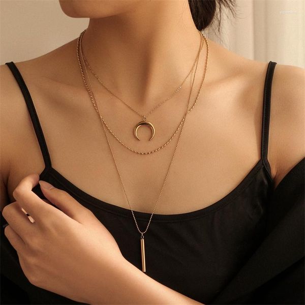 Colares pendentes Wesparking emo aço inoxidável Três camadas Lua Palavra de colar de polo longo Chain Clavicle for Women