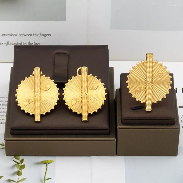 Brincos de colar Jóias árabes de dubai para mulheres anel de argola de argola etíope Africano Gold Color Trendetter Lady Holiday Party Gift