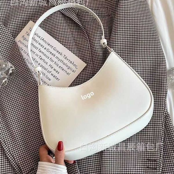 Дизайнерская сумка, новинка 2024 года, выпуск в начале лета, французская портативная сумка для подмышек, средневековая яркая палочка для лица, женский универсальный телефон для хранения на одно плечо