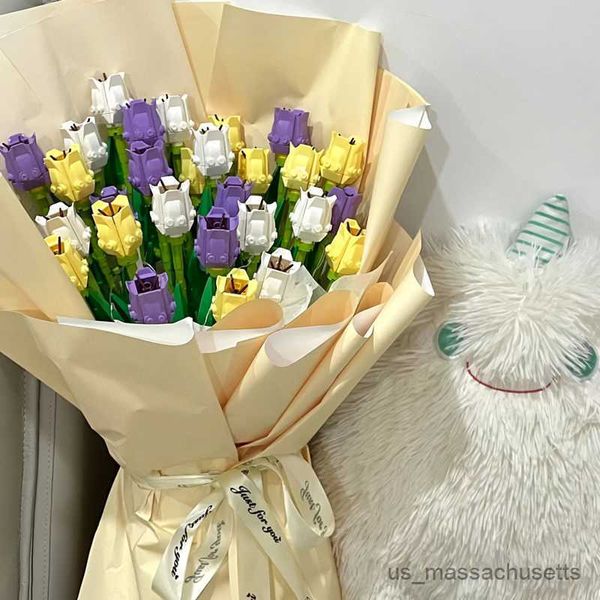 Blocchi TULIP FLOWER Creative Creative Fai da te Plant Bouquet Brick Immortal Building Building Blocks squisite regali per set di fiori decorati per bambini R230817