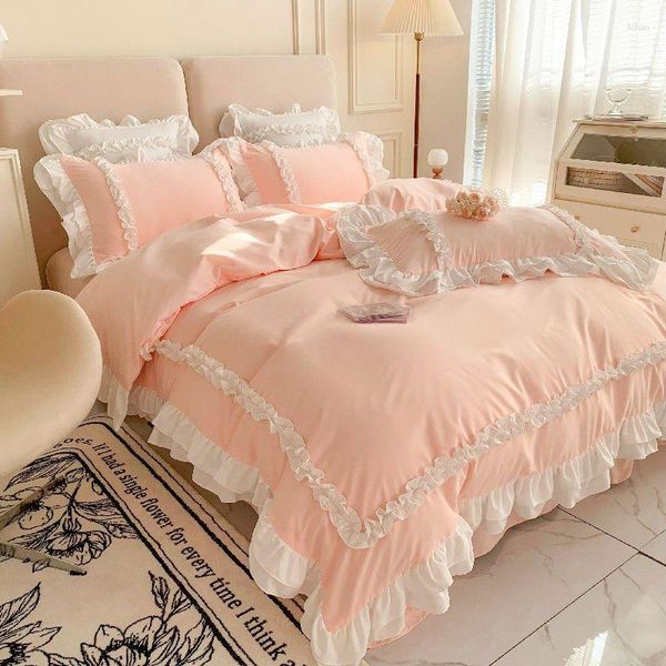 Bettwäsche -Sets rosa Spitzenbettspezifische Set Kingsize Luxus Prinzessin Bettdecke Bettlaken Girls Geschenkbettkörper Baumwolle Home Textile