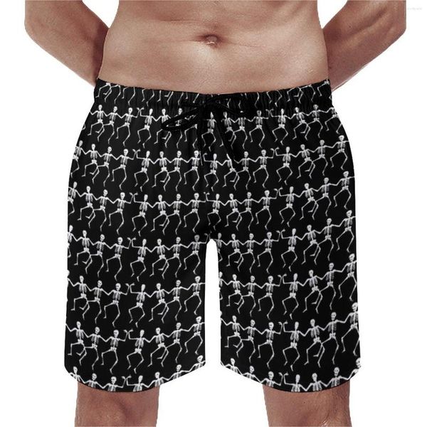 Shorts masculinos Spooky Halloween Print Board Summer Dancing Skeletons Running Surf calça curta Homem confortável