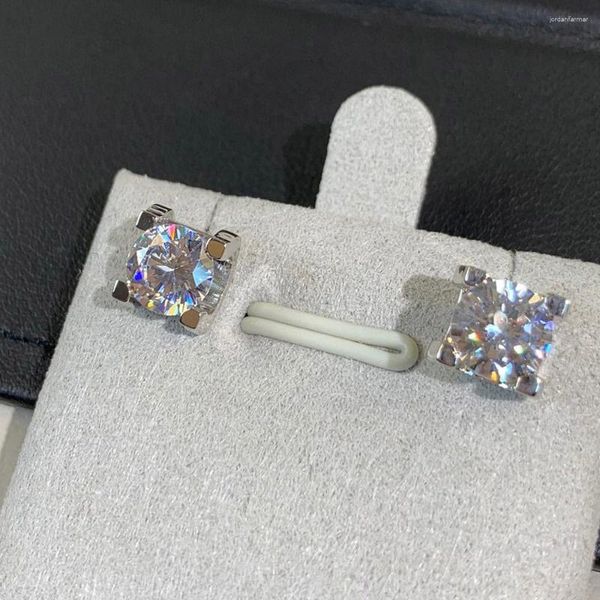 Orecchini per borchie FACCHIO OUTTIMENTO V GOLD 1CT gemma abbagliante Accessori placcati in platino per moissanite per donne